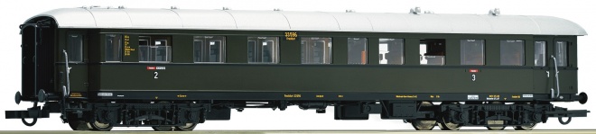 Express train Passenger car 2nd/3rd class<br /><a href='images/pictures/Roco/179053.jpg' target='_blank'>Full size image</a>